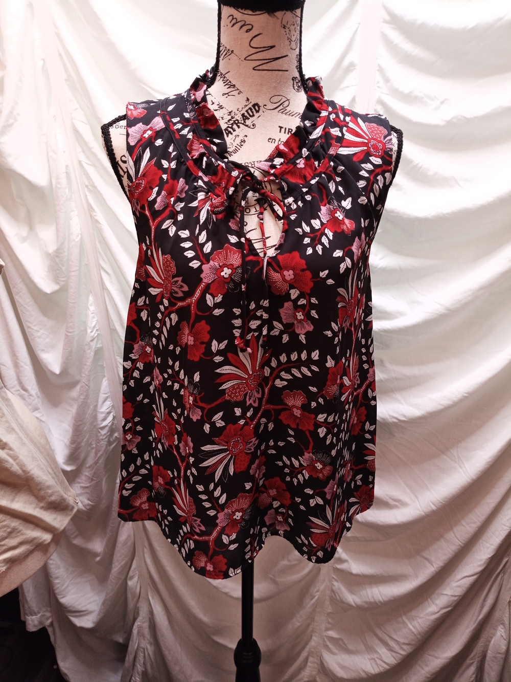 LOFT Black Floral Tie-Front Ruffle Sleeveless Camisole